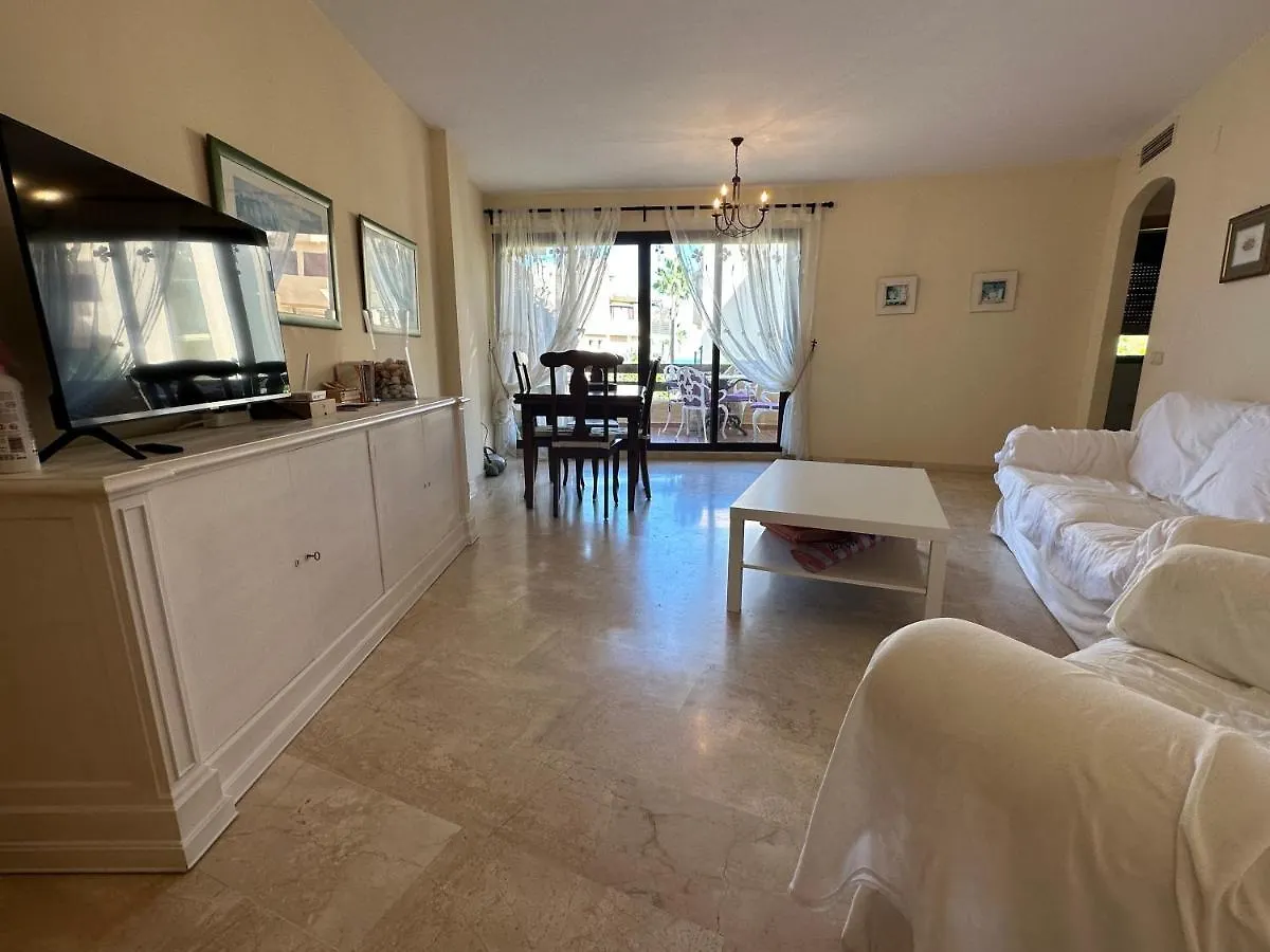Costalita Playa Apartment Estepona