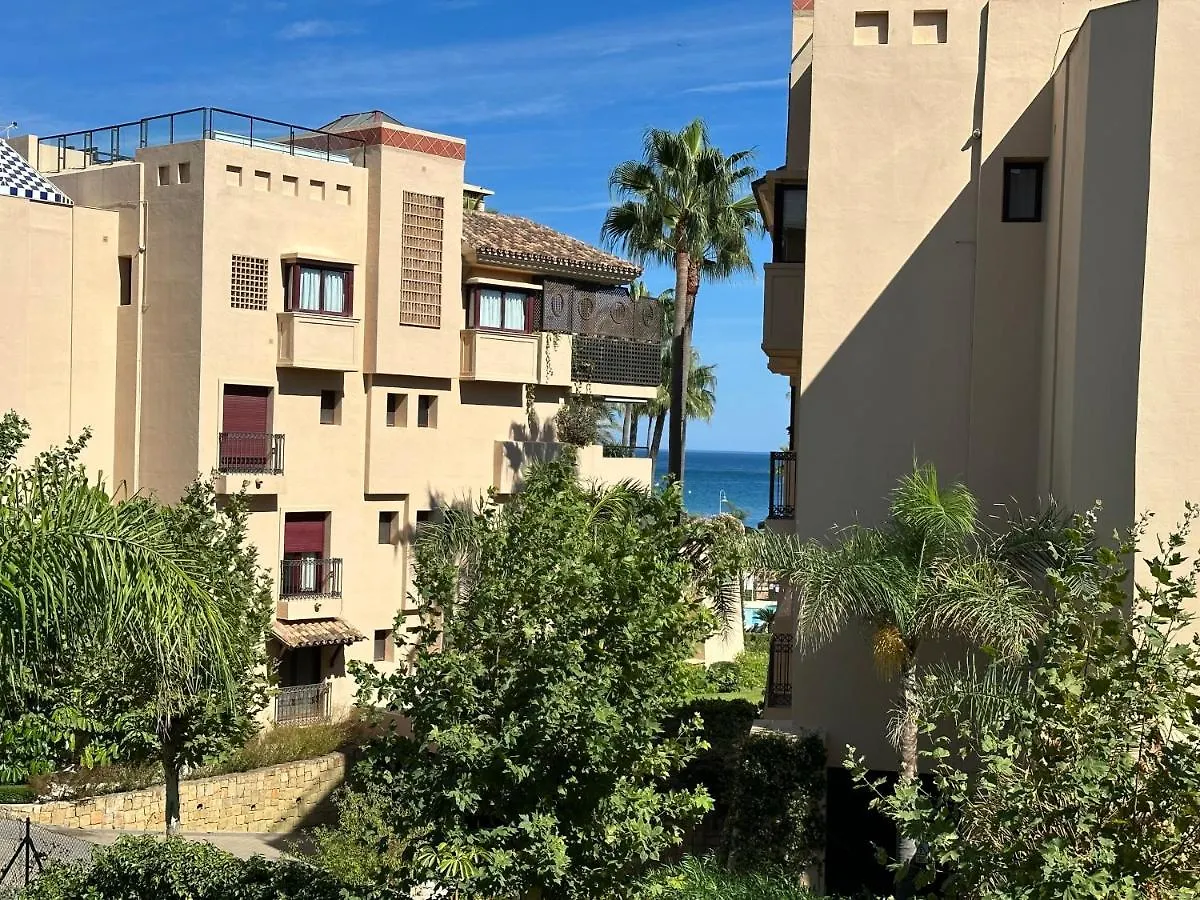 Costalita Playa Apartment Estepona
