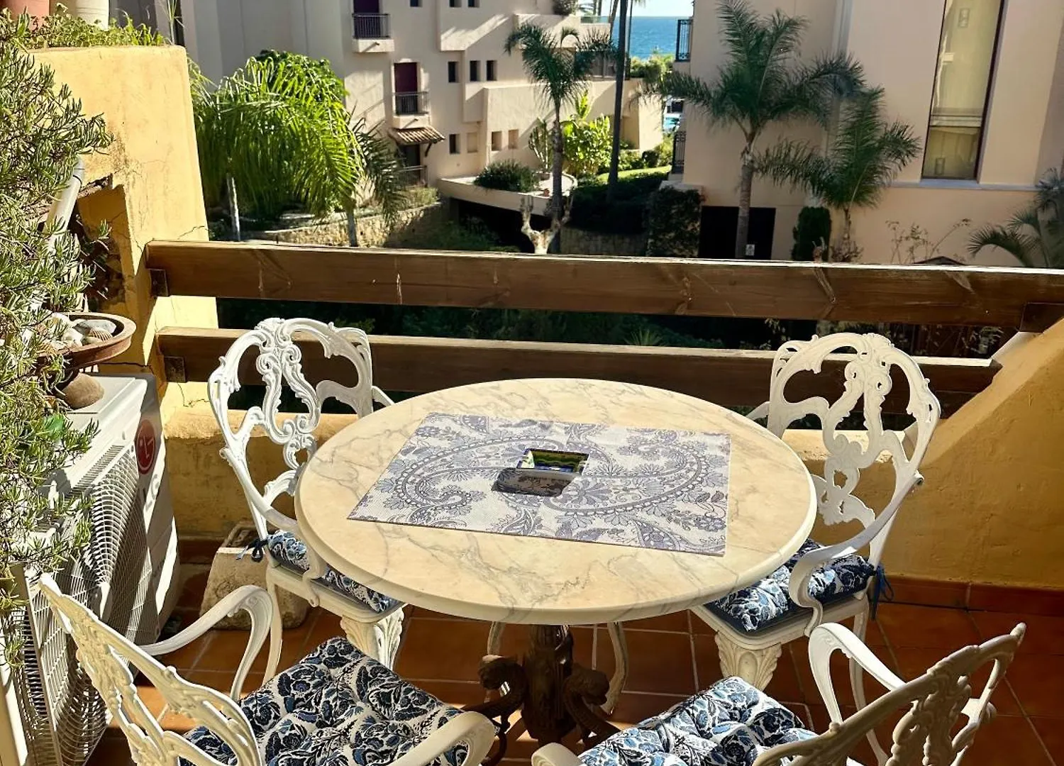 Costalita Playa Apartment Estepona